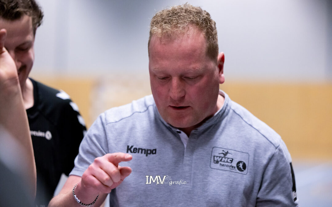 FEYENOORD LEGT ZWAKKE PLEKKEN WHC/HERCULES GENADELOOS BLOOT