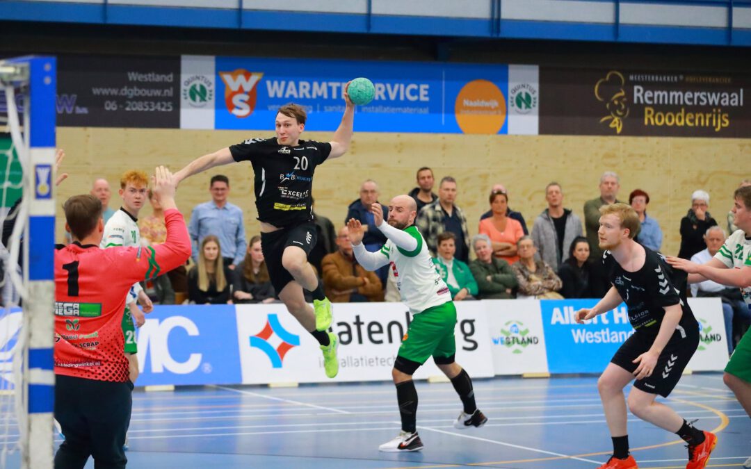 SPEKTAKEL VERGOEDT VEEL IN DERBY VOL SPANNING EN STRIJDLUST