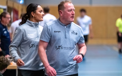 WHC/Hercules verlengt contract met succescoach Wesley Hage