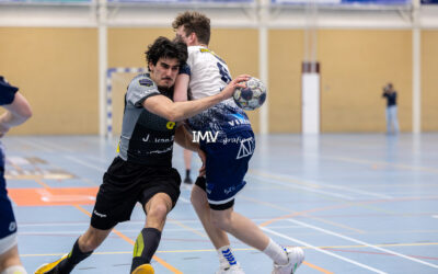 WHC/HERCULES PRESTEERT ONDERMAATS EN MIST HALVE FINALE BEKER